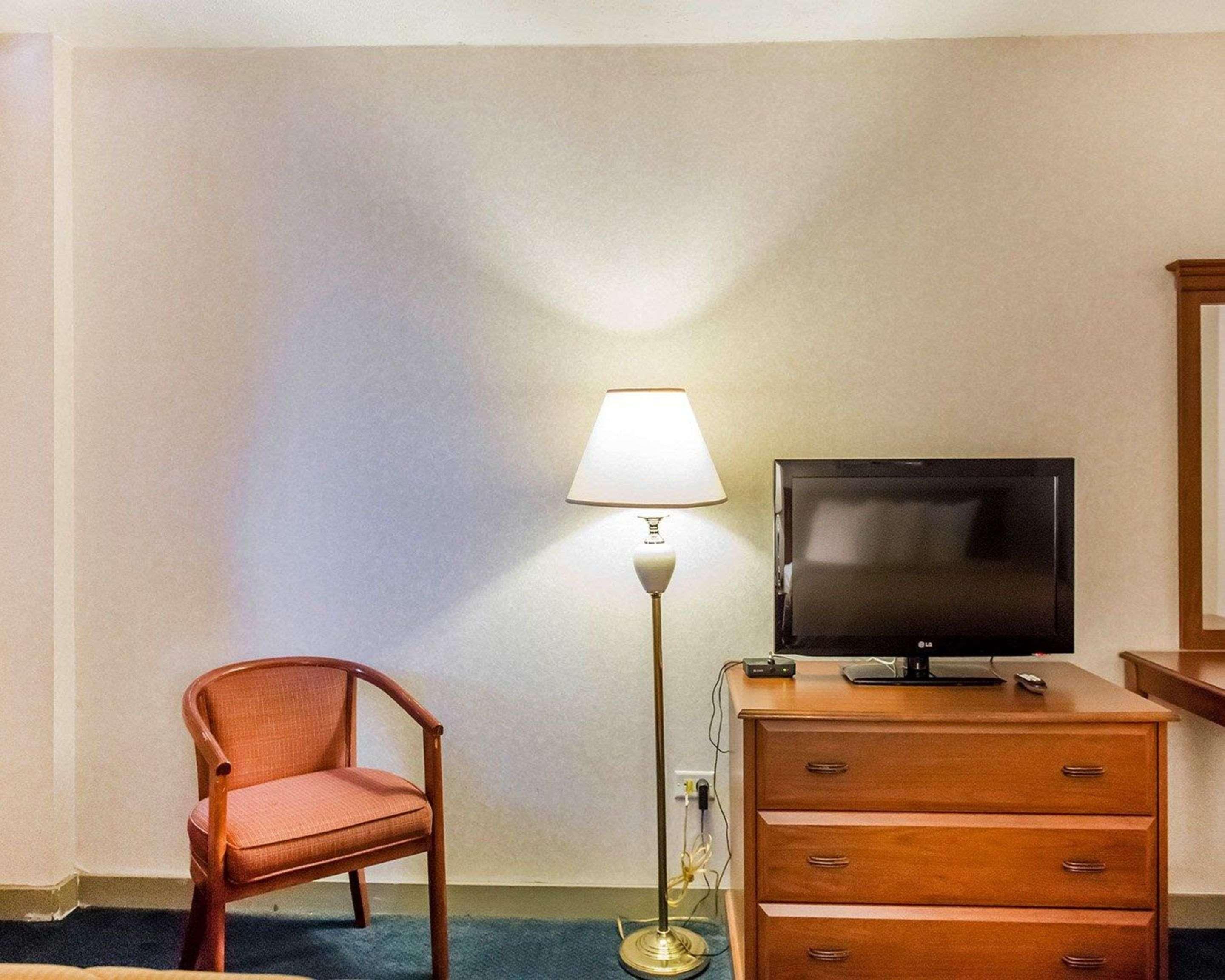 Econo Lodge Smiths Falls Dış mekan fotoğraf