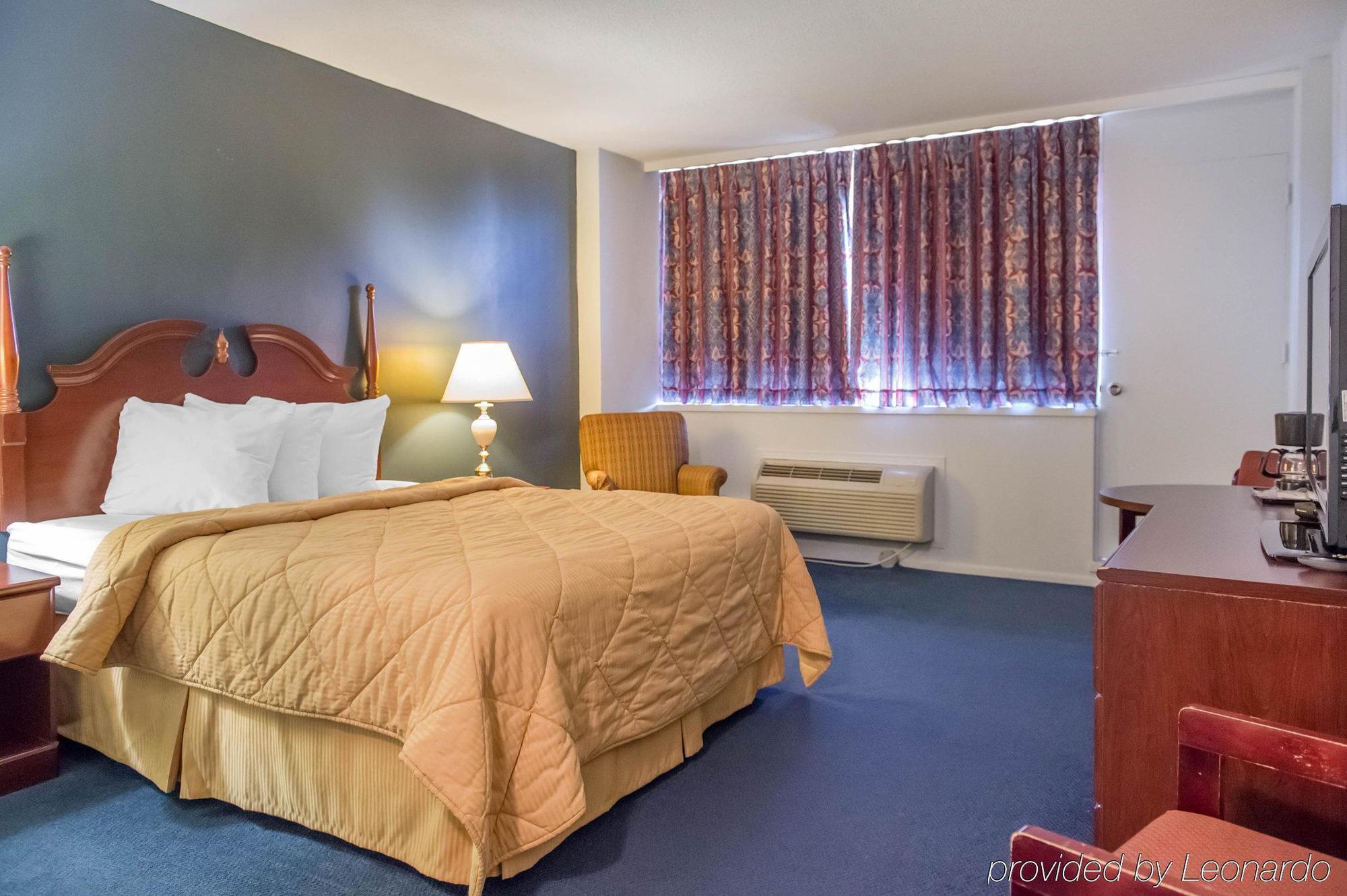 Econo Lodge Smiths Falls Dış mekan fotoğraf