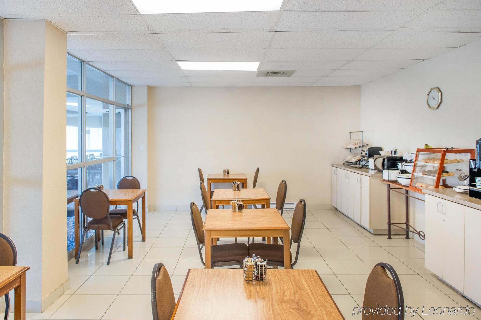 Econo Lodge Smiths Falls Dış mekan fotoğraf
