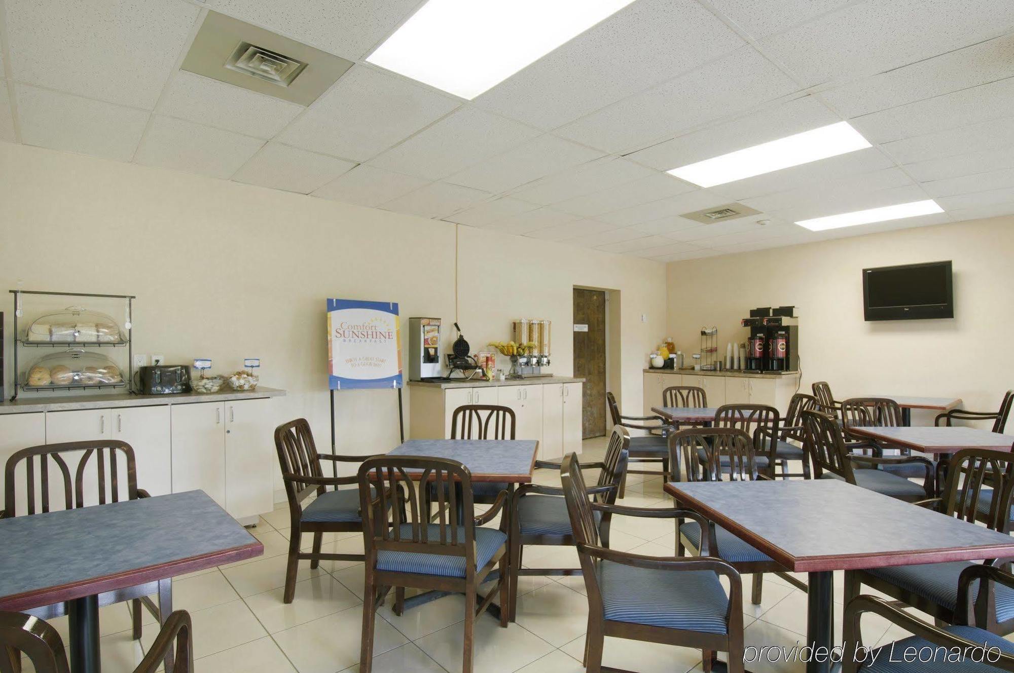 Econo Lodge Smiths Falls Restoran fotoğraf
